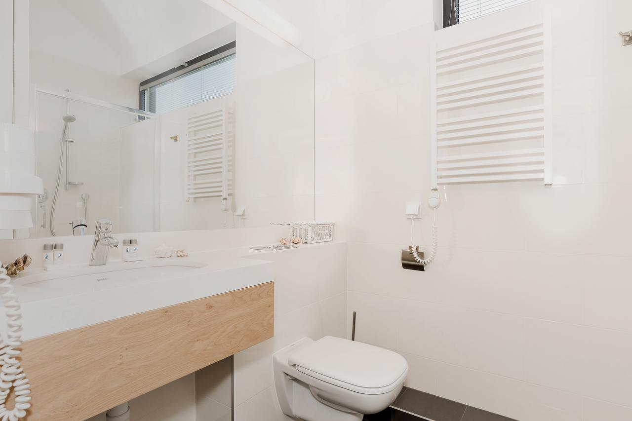 Laguna Boulevard By Renters Prestige